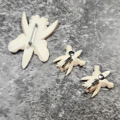 Vintage Carved Cream Orchid Brooch and Screw Back Earrings Set Floral Jewelry