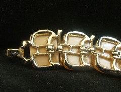 Vintage Lisner Thermoset Lucite Cafe Au Lait Bracelet 7 1/4 Inch by 7/8 Inch