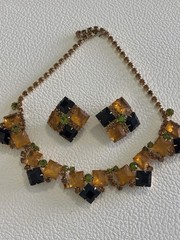 Vintage Juliana D&E Amber And Black Rhinestone Necklace Earring Set