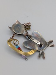 Vintage Mixed Metals Pilgrim Imports Sly Cat Pin Brooch Thailand Smiling Cat 3″