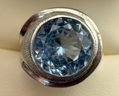 Sterling Silver Vintage Eagle Mexico 12.9 Ct Blue Quartz Ring Sz. 9 – 24.3 Grams
