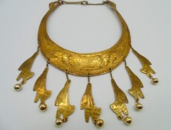 RARE Vintage Signed THAILAND Etched BRASS Collar Necklace ~ KITTY CATS W/ BELLS