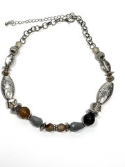 Necklace Beaded Stones Glass Plastic Metal Silver Tone Collar 13”+5.5”