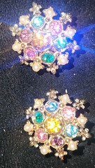 Vintage Screwback Earrings Brooch Pin Set Colorful Bead Jewel Snowflakes