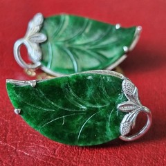 RARE Solid 14k White Gold Carved Spinach Green Jade Large Vintage Earrings