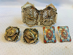 Vtg Costume Jewelry Lot Trifari Monet Matching Sets Enamel Rhinestone MOP