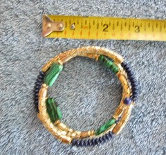 Expandable Spring – Memory Wire. Bangle Bracelet. 3 Rows; Gold Tone Navy Green