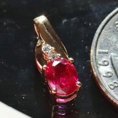 10k yellow gold pendant 0.93ct lab created ruby solitaire charm 0.95gr N3634