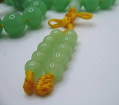 Beautiful large 50″ 10mm green stone mala 108 beads / necklace