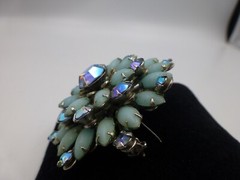 Beautiful Vintage Pin Brooch, 2 Inches, Round, Shades of Blue, AB Accents