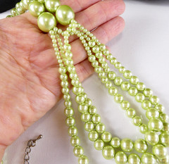Pretty Mint Green Bead Drop Necklace Silver Tone Hardware Elegant Fashion Jewel