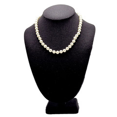 Career Classic Knotted Coated Glass Faux Pearl Silver Tone Vintage Necklace