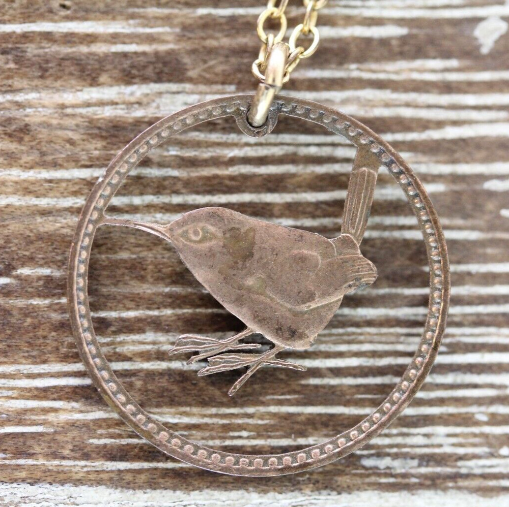 VINTAGE GOLD FILLED CHAIN LINK NECKLACE 17.75″ KIWI CUT OUT COIN PENDANT LAYER