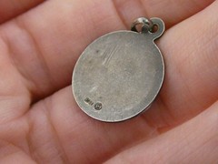 Vintage Spain Sterling Silver Mary Holy Mother Medal Pendant 925 2.3g 7/8 Inch