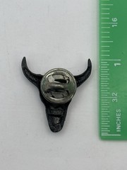 1992 Siskiyou Buffalo Skull Pin 1 Inch Pewter Metal Western