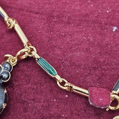 Vintage Joan Rivers Hearts and Flowers 26″ Gold Tone Necklace 19 Charms IOB
