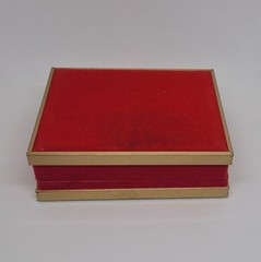 Le Chevron Vintage Gold Tone Square Bullet Back Cufflinks Presentation Box