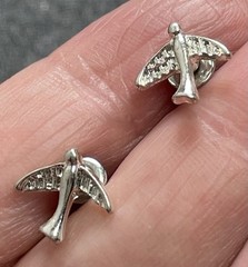 Vintage Bird Figural Silver Tone Metal Stud Earrings