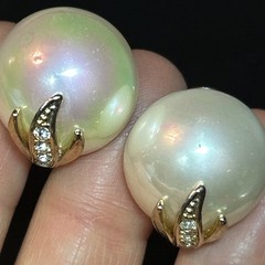 Vintage Carucci Earrings Gold Tone Rhinestone Faux Pearl Pierced 3/4” Beautiful