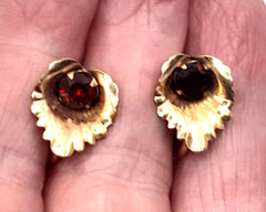 Vintage 1950 Van Dell 1/20 12K Gold Filled Screw Back Earrings Red Rhinestones