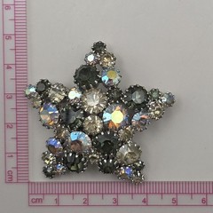 Large Dome Unsigned Star Prong Set Glass Rhinestone Brooch Silver Grey Tone 2″