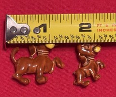 Set Of Vintage Enamel Happy Fetching Dog BROOCH PIN Cute Brown Yellow Bones