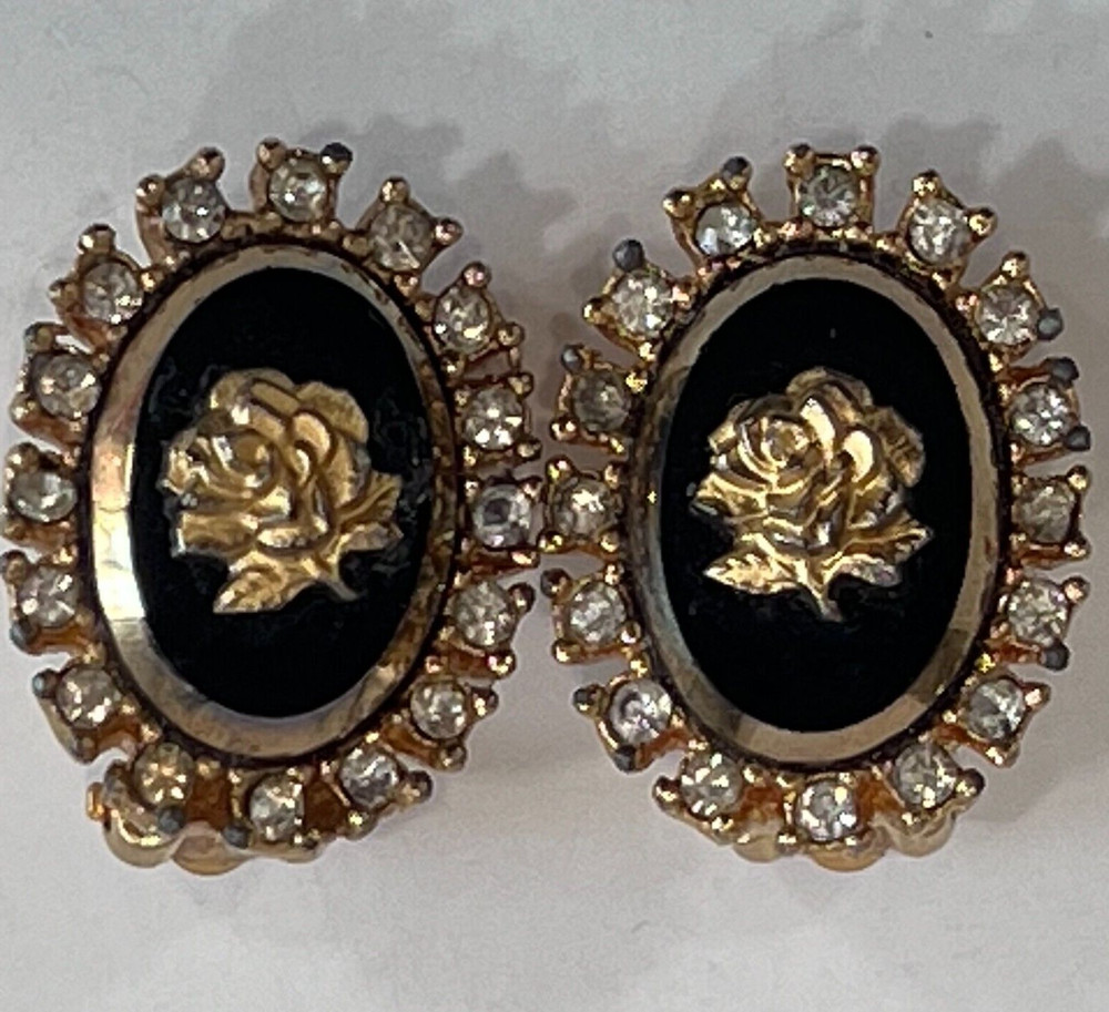 Vintage Celebrity NY Rose Earring clip on Set Black gold tone glass