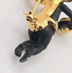 Vintage Coreen Simpson Black Cherub Brooch Gold Tone Cupid Heart Pin Signed