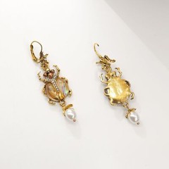 Vintage Beetle Scarab Bug Dangle Earrings for Women, Imitation Pearl Insect D…
