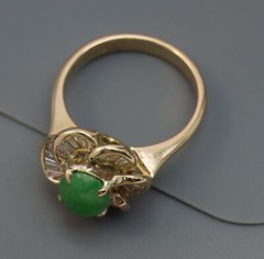 Apple Jade Diamond Baguette Daisy Halo 18k Gold Ballerina Ring