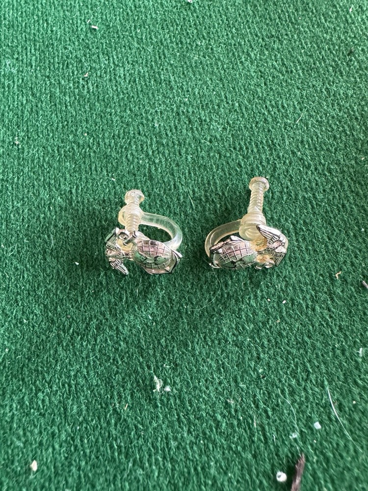 Antique Clip On Earrings Services Gold Tone