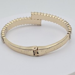 Vtg Baguette Crystal Bracelet Gold Tone Hinged Tiny Crystal Inside Cuff Bangle