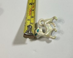 Vintage Cat White Iridescent with Blue Eyes Pin Brooch Jewelry Estate Find