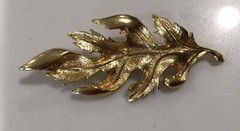 VIintage LEAF Brooch / Pin Signed M.JENT Polished & Brushed GoldTone LARGE