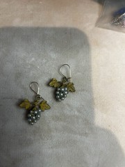 Grape Earrings Pearl Grape Cluster Earrings, Gold Tone, 1.25” Vintage Wedding