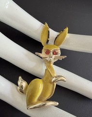 Mid Century Yellow Enamel Bunny Rabbit Brooch Red Rhinestone Eyes Whiskers Vtg