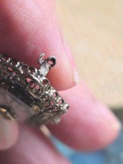 Antique 10K White gold White Sapphire Brooch Ornate Filigree Throat Brooch 1.4″