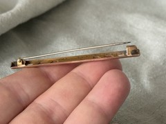 Antique 10k Gold Top Bar Brooch Engraved Flower Design Edwardian Era FJ247
