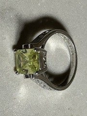 Lia Sophia Lot of 5 Fashion Evening Wear Everyday Wear Rings