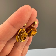Vintage Yellow Enamel Flower Brooch Dangle Earrings Set Gold Tone Cabbage Rose