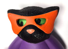 Vintage 90s Hallmark Cards Halloween SCAREDY CAT Moving Eyes & Tail Pin / Brooch