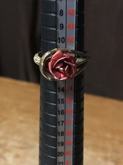 RED ROSE GOLD COLORED RING SIZE 5-6 ADJUSTABLE / WRONGWAY052