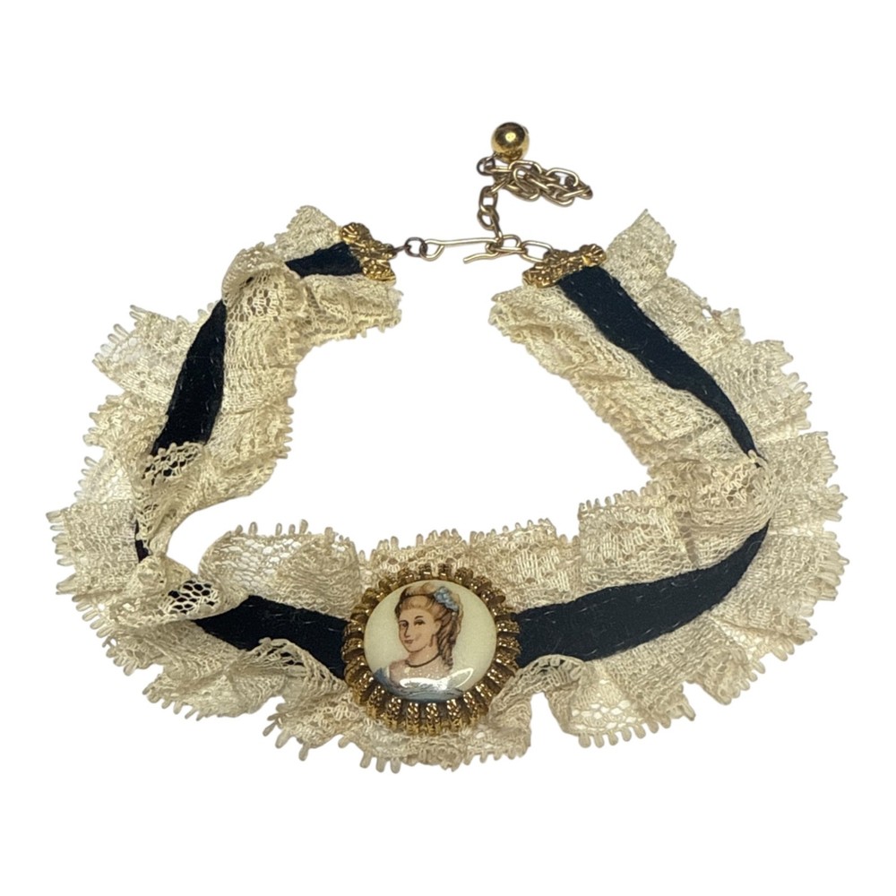 Vintage 1950s Victorian Revival Lace Ribbon Portrait Choker Necklace Unsigned