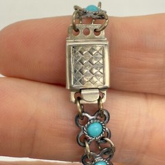 Vintage Bracelet Blue Stones Silver Tone Loop Chain 6.75 Inches