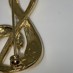 Vintage Estate LC Lauren Conrad Gold Tone Rhinestone Music Note Brooch 2”
