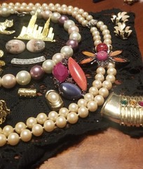 Vintage Jewelry Lot, Pearl Necklaces, Brooches, Slides, Ring, Earrings, 20 Items