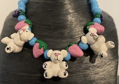 Flying Colors – Necklace – Rare – Ceramic 21” White Teddy Bears