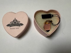Vintage Mary Kay Totally Charmed Bracelet 3 Charms Heart Boxes Tags Y2K