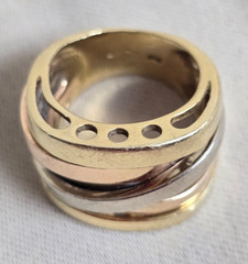 Vintage yellow white and pink 18k GOLD ring very heavy (16 g.) size 7