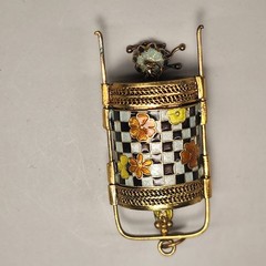 VINTAGE VERMEIL GOLD OVER SILVER ENAMEL ASIAN MEMENTO PENDANT – RARE – 1.5″